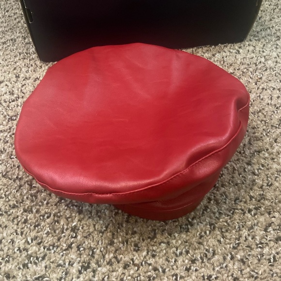 “Crush on you” beret - Picture 2 of 3